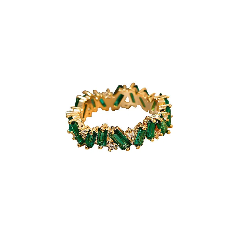 Stunning Irregular Pattern Green Emerald CZ Gold Ring Band