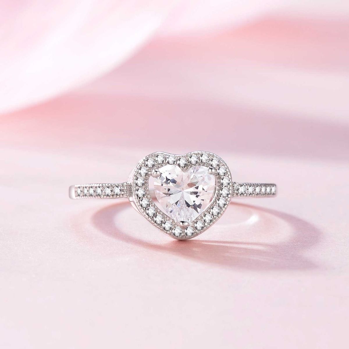 925 Sterling Silver Heart Cubic Zirconia Ring